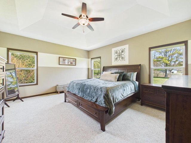 W272N387 Hilltop DRIVE, Waukesha, WI 53188