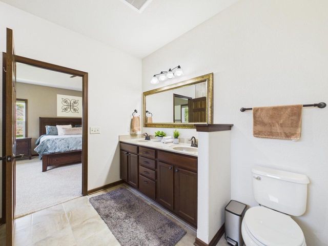 W272N387 Hilltop DRIVE, Waukesha, WI 53188