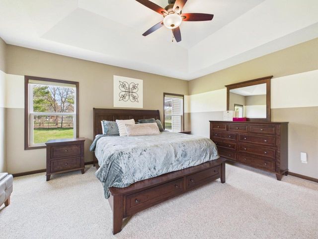 W272N387 Hilltop DRIVE, Waukesha, WI 53188