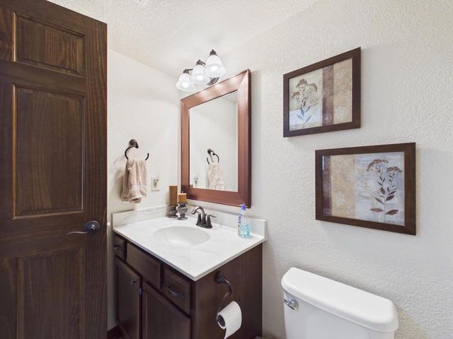 W272N387 Hilltop DRIVE, Waukesha, WI 53188