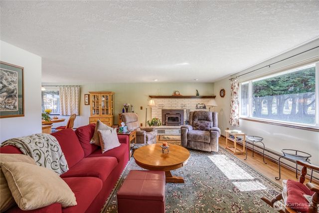 70 Starry Road, Sequim, WA 98382