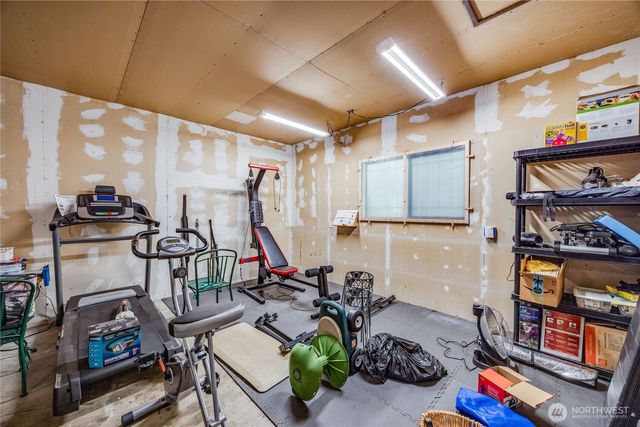 70 Starry Road, Sequim, WA 98382