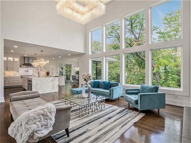 21384 W 93 Court, Lenexa, KS 66220