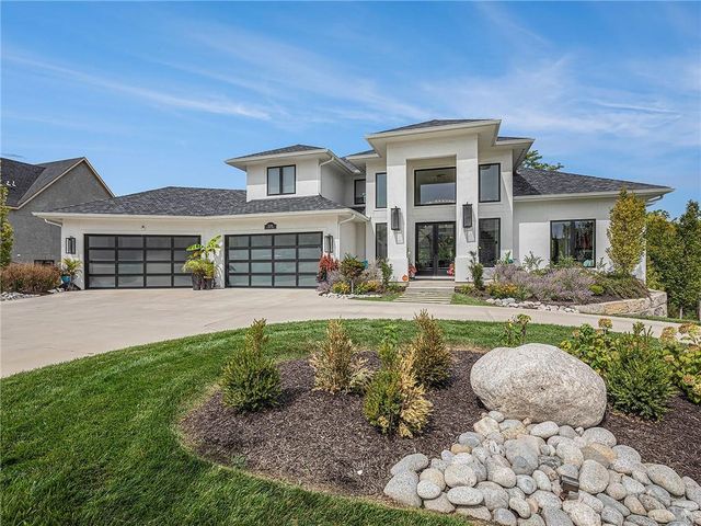 21384 W 93 Court, Lenexa, KS 66220