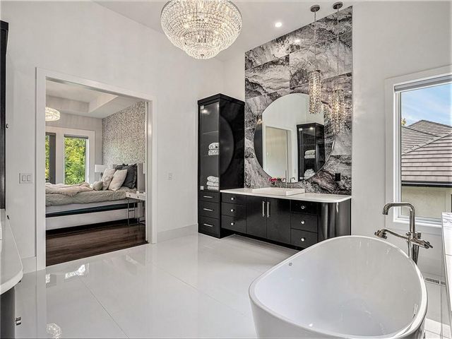 21384 W 93 Court, Lenexa, KS 66220