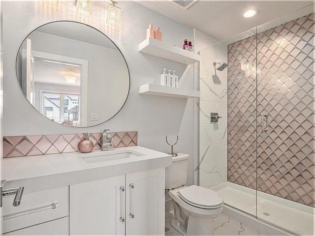 21384 W 93 Court, Lenexa, KS 66220