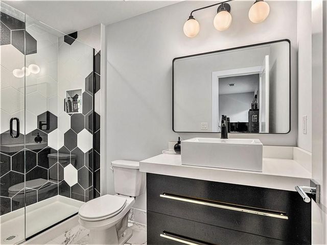 21384 W 93 Court, Lenexa, KS 66220