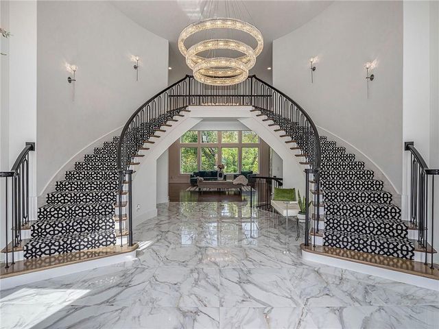 21384 W 93 Court, Lenexa, KS 66220