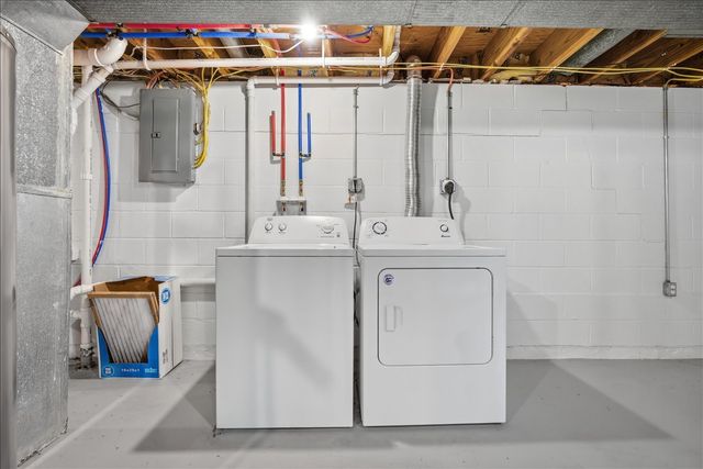 15 Brookwood Drive, Normal, IL 61761