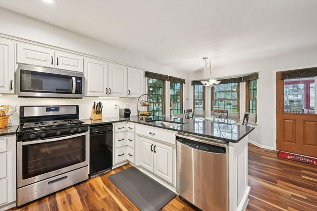 8245 Markhaven Court, Columbus, OH 43235