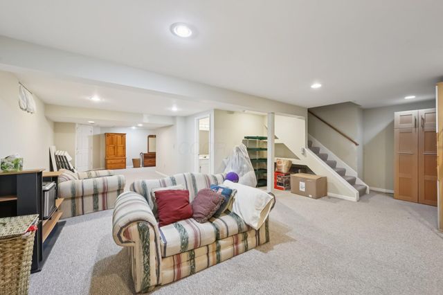 8245 Markhaven Court, Columbus, OH 43235