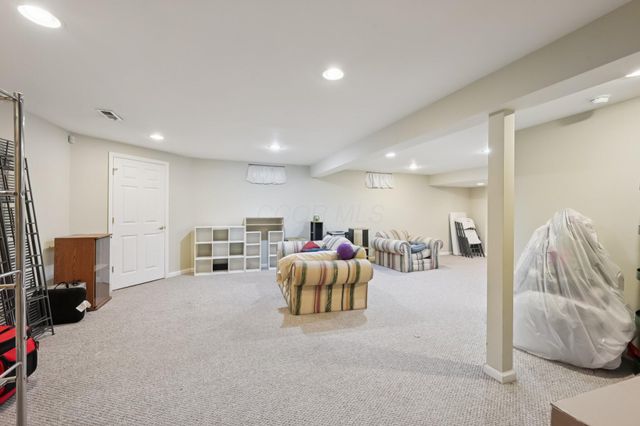 8245 Markhaven Court, Columbus, OH 43235