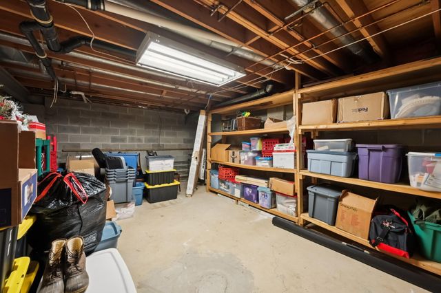 8245 Markhaven Court, Columbus, OH 43235