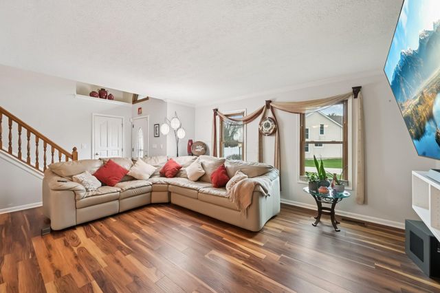 8245 Markhaven Court, Columbus, OH 43235