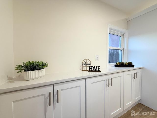 6 fitch Street, Carteret, NJ 07008