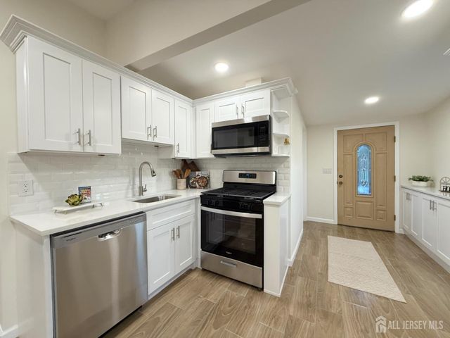 6 fitch Street, Carteret, NJ 07008