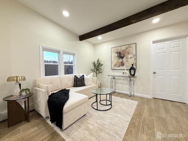 6 fitch Street, Carteret, NJ 07008