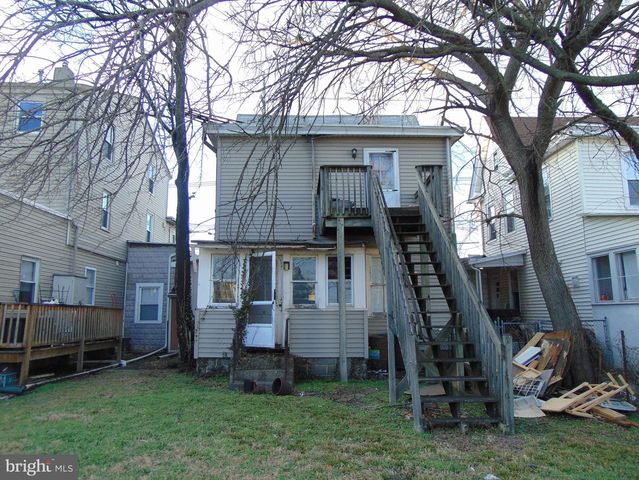 185 BROADWAY, Westville, NJ 08093