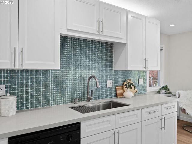12985 Sw 135TH Ave, Portland, OR 97223