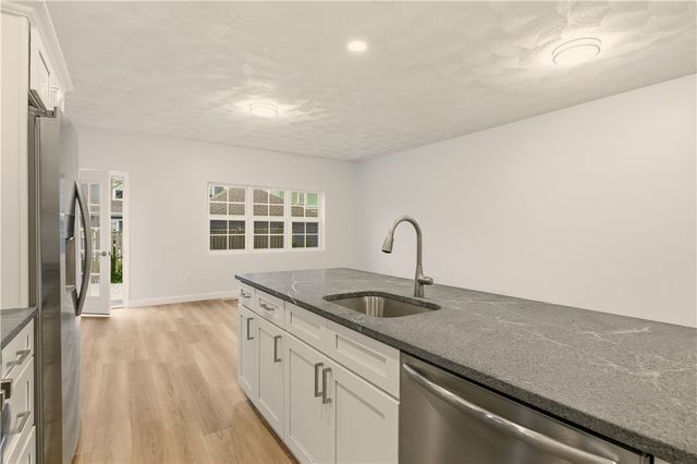 47 Windsor Road, Cranston, RI 02905