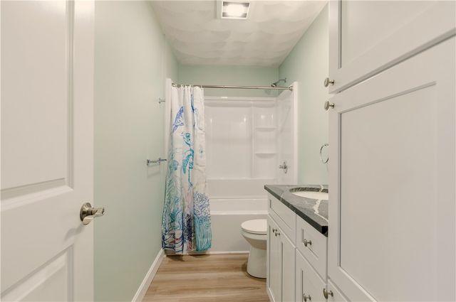 47 Windsor Road, Cranston, RI 02905