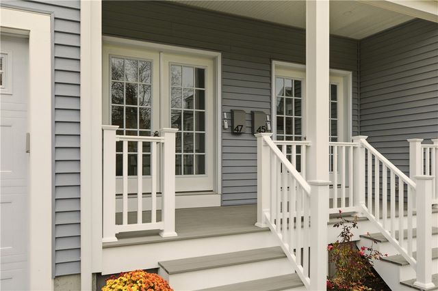 47 Windsor Road, Cranston, RI 02905