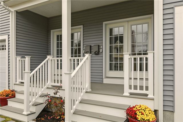 47 Windsor Road, Cranston, RI 02905