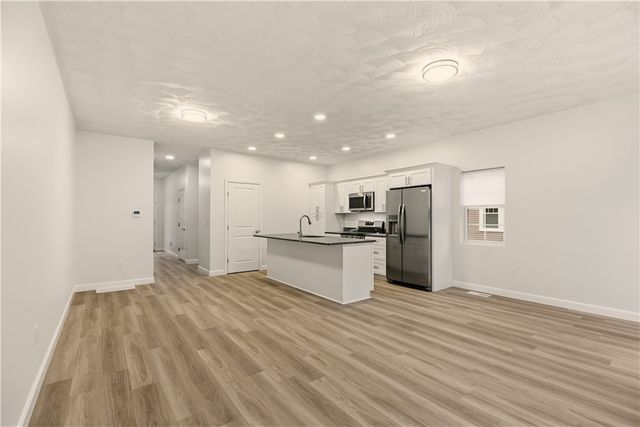 47 Windsor Road, Cranston, RI 02905