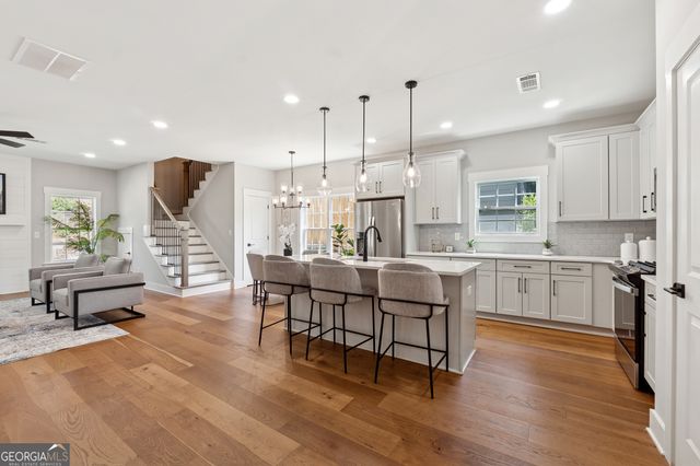 2428 Mills Bend, Decatur, GA 30034