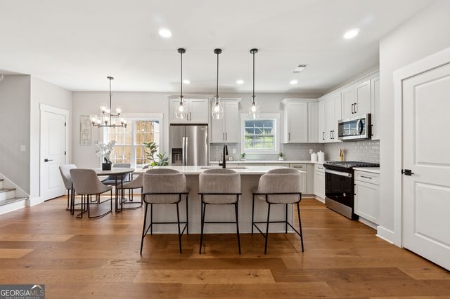 2428 Mills Bend, Decatur, GA 30034