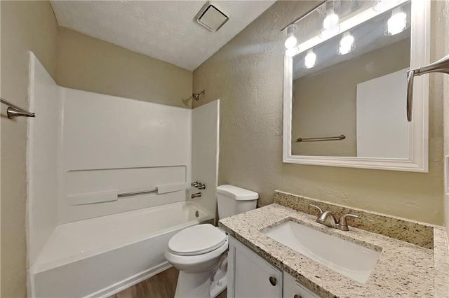 2760 Blarney Way, Duluth, GA 30096