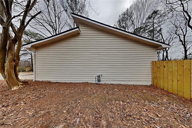 2760 Blarney Way, Duluth, GA 30096