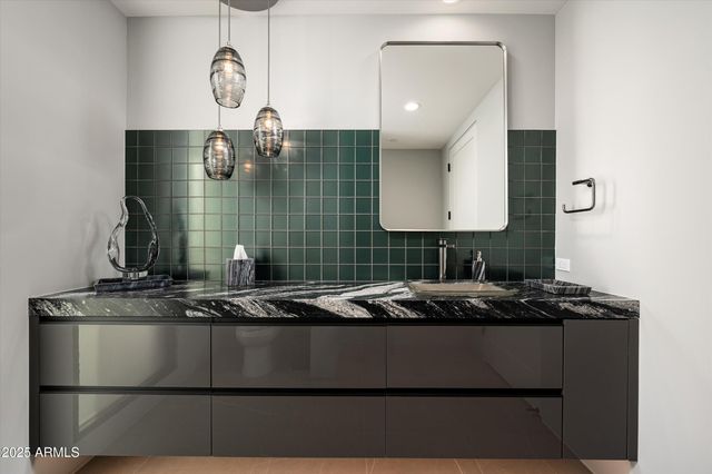 7141 E IRONWOOD Drive, Paradise Valley, AZ 85253