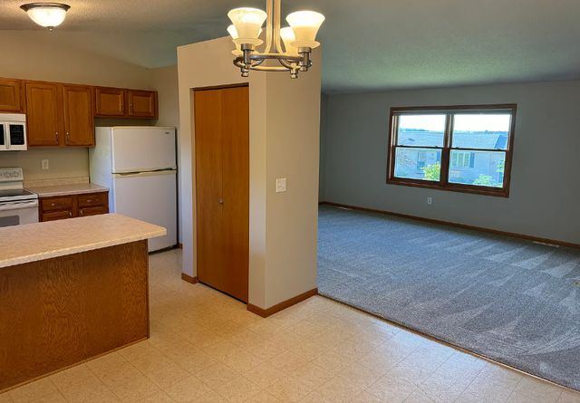 4932 NW 10th Street NW, Rochester, MN 55901