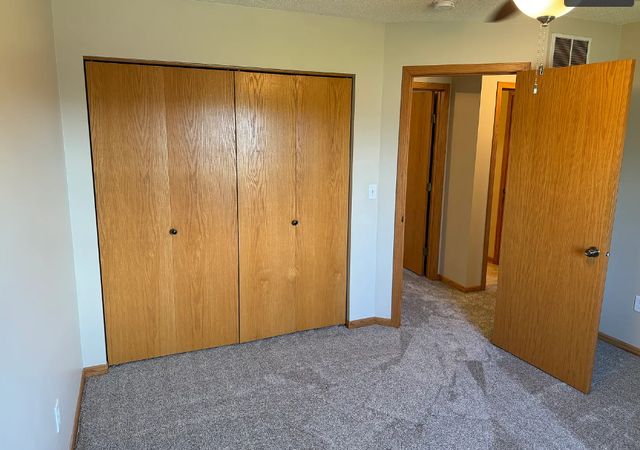 4932 NW 10th Street NW, Rochester, MN 55901