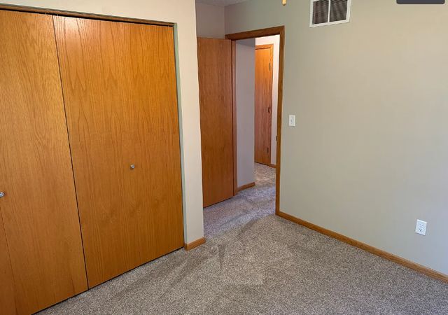 4932 NW 10th Street NW, Rochester, MN 55901