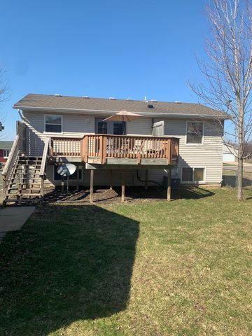 4932 NW 10th Street NW, Rochester, MN 55901