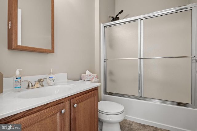 33 MARSHA DRIVE, Delran, NJ 08075