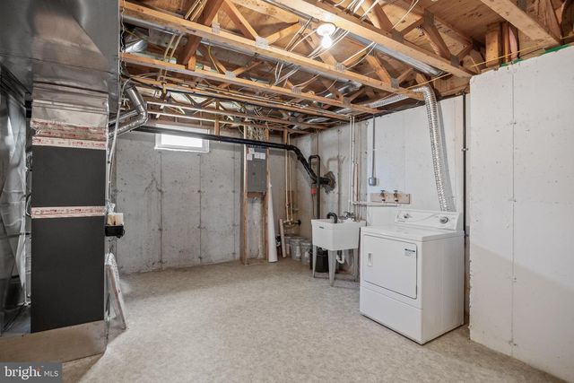 33 MARSHA DRIVE, Delran, NJ 08075