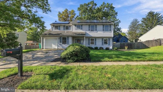 4 RUE CT, Fallsington, PA 19054
