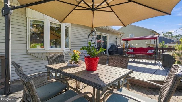 4 RUE CT, Fallsington, PA 19054