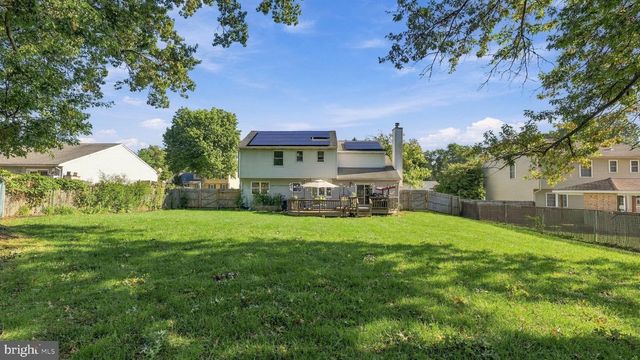 4 RUE CT, Fallsington, PA 19054