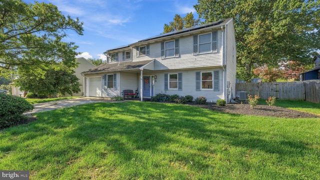 4 RUE CT, Fallsington, PA 19054