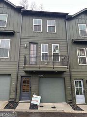 1369 Breezy Circle SE 98, Atlanta, GA 30315