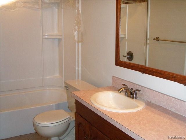 6360 Eastlawn Avenue, Clarkston, MI 48346