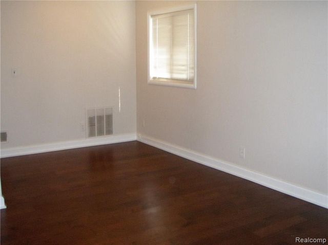 6360 Eastlawn Avenue, Clarkston, MI 48346