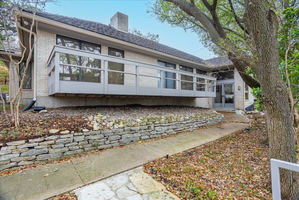 2001 Deepdale Drive, Westover Hills, TX 76107 — photo 3