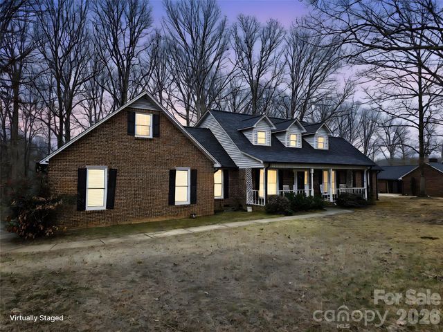 121 Country Creek Drive, Kings Mountain, NC 28086