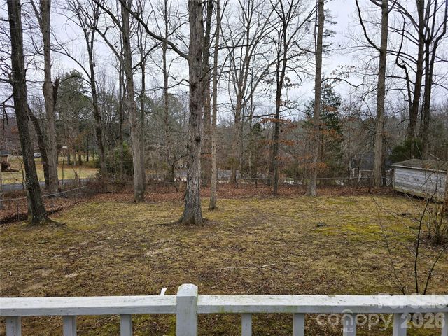 121 Country Creek Drive, Kings Mountain, NC 28086