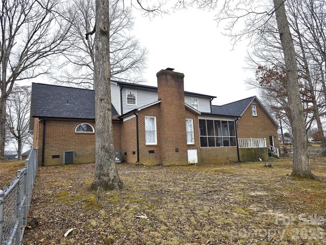 121 Country Creek Drive, Kings Mountain, NC 28086